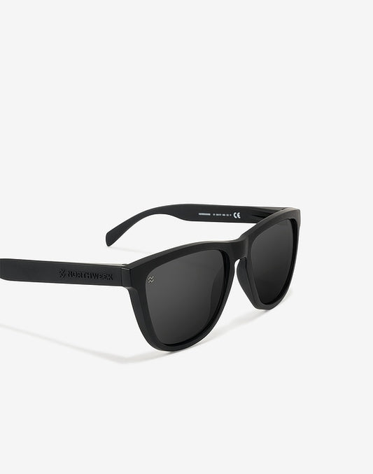 Regular Polarized Black Dark